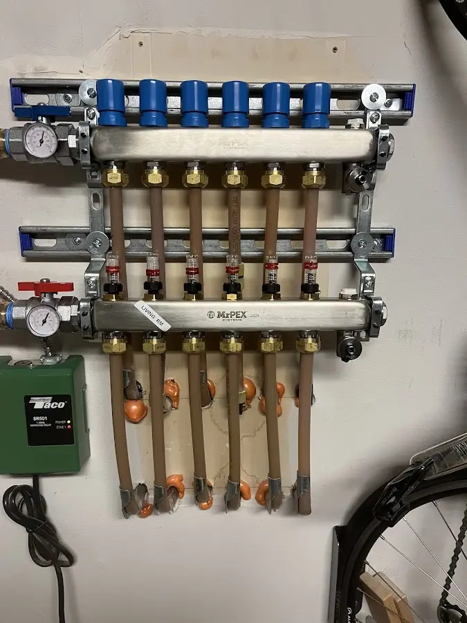 Plumber performing Water Heater Repair at a residential property in Los Fresnos