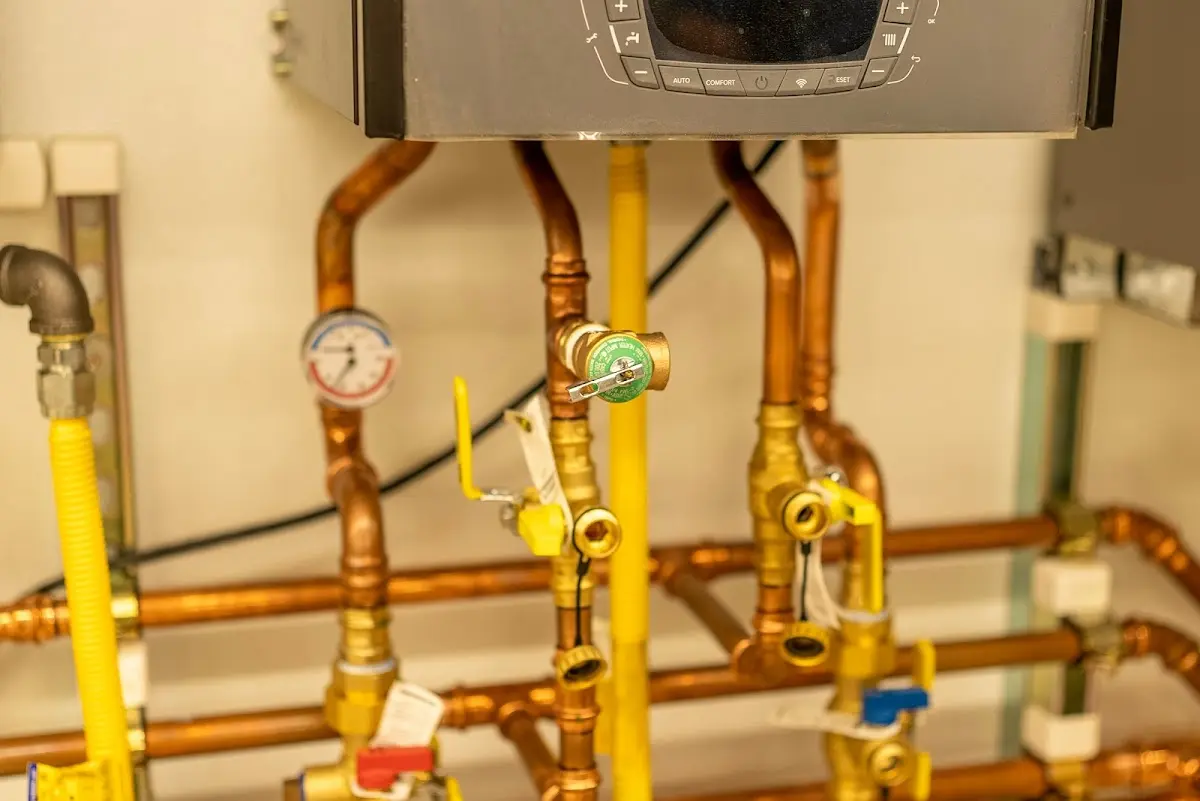 Licensed technician providing Slab Leak Repair for a homeowner in Los Fresnos